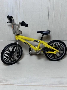 SUPER RARE Road Champs BXS Series 6 2 HIP PORK BIKE - Picture 1 of 7