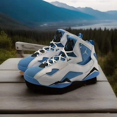 Nike Jordan "True Flight" Branco/Azul Universitário-Preto Tamanho 11.5M/13W (342964140) - Imagem 1 de 4