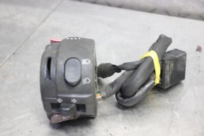 03-04 TRIUMPH DAYTONA 600 Left Headlight Switch - Imagem 1 de 4