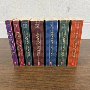 Harry Potter Paperback Book Complete Scholastic Set 1-7 JK Rowling - Bild 1 von 4