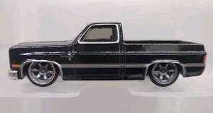 Hot Wheels 83 Chevy Silverado 4x4 Friday Night Lights Black 2015 Custom Lowrider - Picture 1 of 7