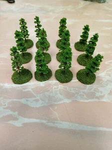 12 basiertes Landschaftsmodell Micro Pine Trees Wargaming Landschaft Gelände 1,5" Rüstung - Bild 1 von 5