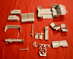 AMT 1958 Chevy Impala Interior Stock and Custom Parts 1/25 - Picture 1 of 3