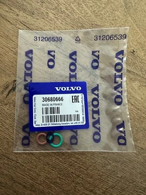 NEW GENUINE VOLVO Gasket kit, Steering system Volvo C30, C70 (2006-), S40, - Image 1 of 4