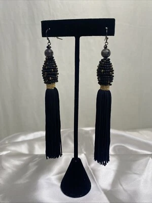 Pendientes Boho Largos Seda Borla Semilla Cuentas Negro Y Dorado Gancho de Pez Cuelga Foto 1 de 4