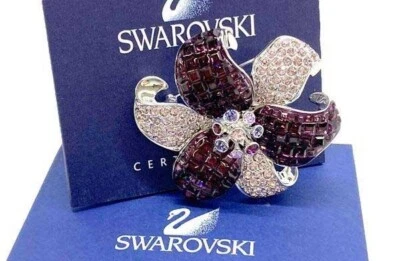 AUTÉNTICO SWAROVSKI NUEVO Broche Flor Amatista 959276 Foto 1 de 4