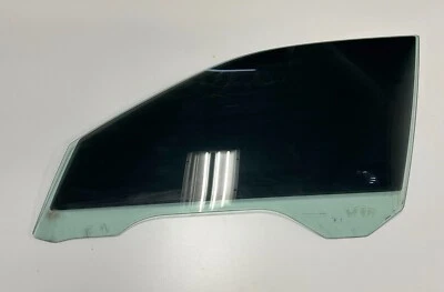 BMW E39 M5 540i 530i 525i DRIVER FRONT DOOR WINDOW GLASS 8159169 - Image 1 of 2