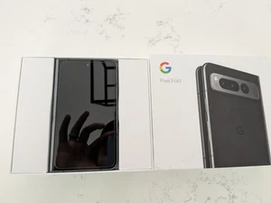 Pixel Fold and Pixel Watch Bundle - Afbeelding 1 van 7