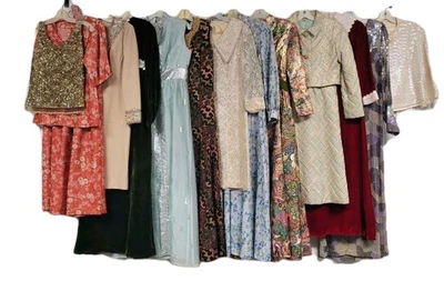 LOT OF 41 VINTAGE DRESSES 60-70s BEADED SEQUIN GOLD LAMÉ SILVER PINUP MOD VELVET - Image 1 of 4