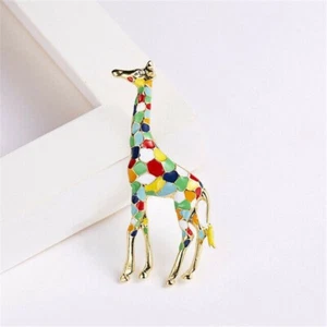 MULTI-COLOUR Women Lapel Pin Tall Enamel Giraffe Brooch Pin Men Kid Animal Badge - Picture 1 of 7