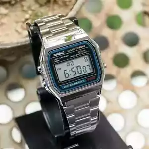 NEW CASIO Retro Classic Unisex Digital Steel Bracelet Watch A158WA-1YES Silver - Picture 1 of 5