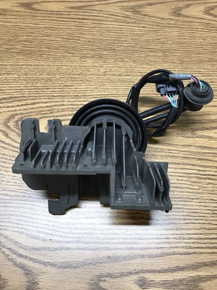 FARO HONDA VFR800 INTERCEPTOR 2014-15 LUZ LED PARTE DERECHA # 33102-MJM-D12 Foto 1 de 4