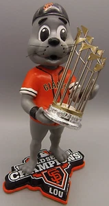 CAMPEÓN BOBBLEHEAD LOU SEAL LOU LOAL BOBBLEHEAD 2014 PREVIAMENTE EXHIBIDO - Imagen 1 de 7