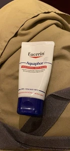 Moisturizing Aquaphor Soothing Skin Lotion - Protective Healing Care for Adults - Picture 1 of 4