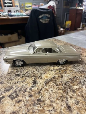 Coche promocional concesionario Dodge Gold 1964 cupé Jo-Han ficción hermoso  Foto 1 de 4