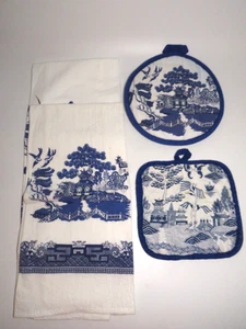 Kay Dee Designs Blue Willow Potholders And 2 Flour Sack Kitchen Towels - Picture 1 of 7