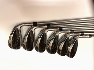 Tour edge golf clubs - Image 1 of 4