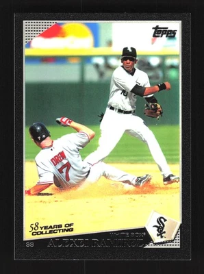 Alexei Ramirez Chicago White Sox 2009 Topps Black #585 SN /58 - Image 1 of 2