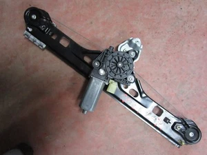 01-07 REGULADOR VENTANA TRASERO IZQUIERDO MERCEDES W203 C240 C320 C230 C280 C350  - Imagen 1 de 4