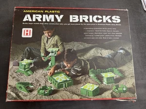 1964 American Plastic Army Bricks Halsam 1103 1105 Collection of 410 Pcs READ - Picture 1 of 17