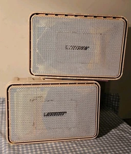 2 BOSE Model 101 Series II Indoor/Outdoor Speakers & Mount Brackets Tested Works - Picture 1 of 10