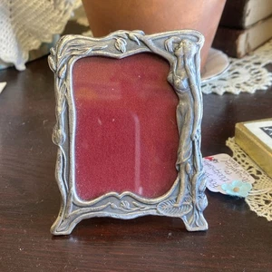 VTG Art Nouveau Posing Lady Flowers Photo or Mirror Frame Brass Red Velvet Back - Picture 1 of 5