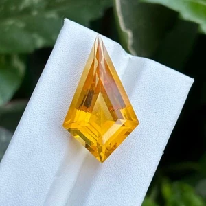 Natürlich Citrin Drachen Tetragon Facettiert Schliff 15.05 CT Schmuckstein Für - Picture 1 of 4