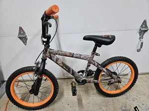 bicycle - Picture 1 of 4