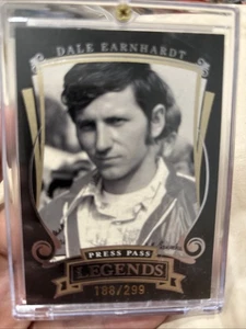Dale Earnhardt 2006 Presseausweis Legends Gold Parallel /299 - Bild 1 von 4