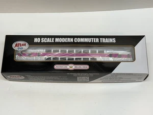 Ho Scale Atlas MBTA Multi Level Commuter Trailer Coach #776 Massachusetts Boston - Picture 1 of 2