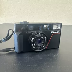 Nikon L35AF analoge Kompaktkamera 35 mm 1:2,8 Objektiv voll funktionsfähig getestet - Bild 1 von 9