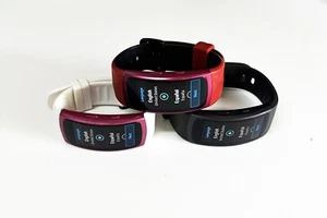 Samsung Gear Fit2 (SM-R360) 512 MB (RAM) 4GB (ROM) Fitness Smartwatch Lot of 3 - Picture 1 of 14
