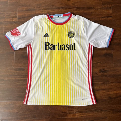 Columbus Crew 2017 Away Jersey Kit Men’s Large Federico Higuian #10 Cover