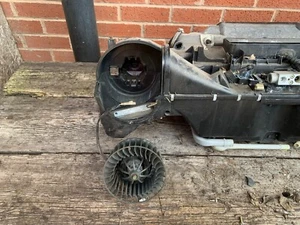 PORSCHE 964 993 HEATER BLOWER MOTOR RIGHT SIDE 96457201601 - Picture 1 of 10