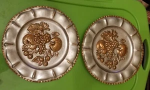 Vtg pair of metal plate charger plaques fruit motif Italy - Picture 1 of 5