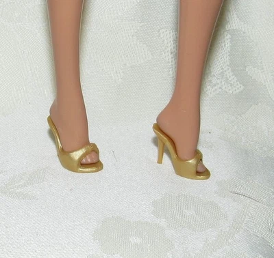 BARBIE SHOES -MODEL MUSE 2011 HOLIDAY GOLDEN HIGH HEEL OPEN TOE MULES FOR DOLL - Image 1 of 4