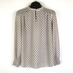Ann Taylor LOFT Schlüsselloch Bluse Damen Größe Medium Geometrisch Gesmokt Karriere - Bild 1 von 10