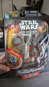 Star Wars: Transformers, Obi-Wan Kenobi: Jedi Starfighter 2005 Hasbro - Picture 1 of 3