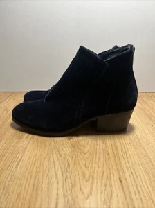 H London Navy Blue Velvet Heals Made In Portugal Size EUR 38 Very Good Cond - Picture 1 of 9