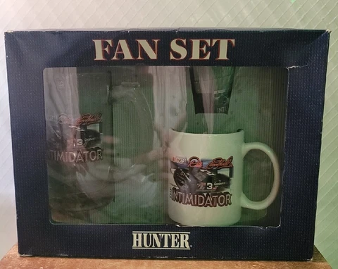 Mug Dale Earnhardt #3 GM Goodwrench . Fan set Cover