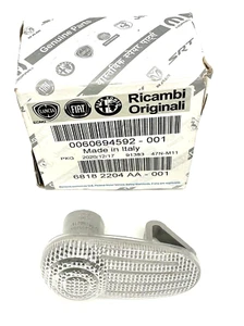 Genuine Alfa Romeo GT & 147 Indicator Lamp 60694592 (suits left or right side) - Picture 1 of 4