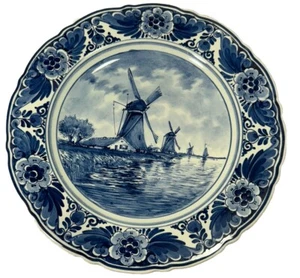 Vintage Delfts Blauw Windmill Collectable Hanging Plate Handpainted Holland 9.5” - Imagen 1 de 4