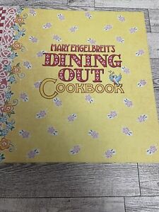 New ListingMary Engelbreit's Dining Out Cookbook by Mary Engelbreit (2001, Hardcover)