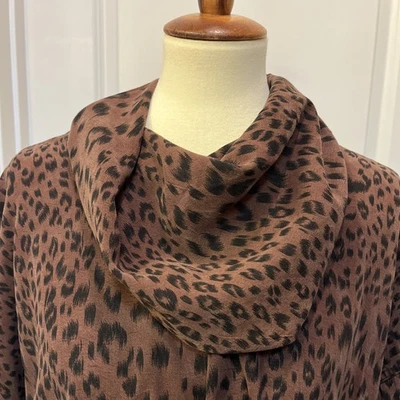 Túnica Tianello Estampado Leopardo Gran Tamaño Cuello Capucha M Lagenlook Soul of Africa EE. UU. Foto 1 de 4