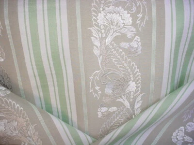 Tela de tapicería a rayas bordada Sherbourne 3-1/4 años Brunschwig & Fils BF10446 Foto 1 de 4