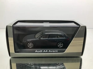MINICHAMPS AUDI A4 B7 AVANT 3.2 2008 -METEOR GREY 1:43- GOOD IN DEALER BOX - Bild 1 von 9
