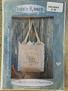GIRL FRIENDS TOTE SEW CREWEL EMBROIDERY KIT NEW HUGS N KISSES 2002 BOF6 - Picture 1 of 4