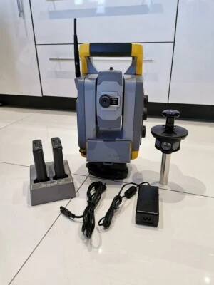 Trimble S6 5" DR+ estación total robótica con acc, ¡calibrada y certificada! Foto 1 de 4