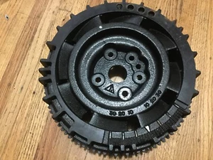 1999 EVINRUDE JOHNSON 90HP FLYWHEEL 0586338 3010265 90HP-175HP 1998-2000 V4 - Picture 1 of 8