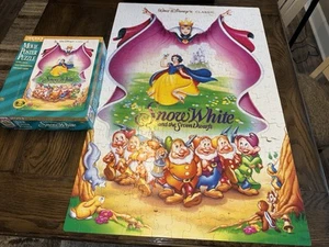 Walt Disney's Classic Snow White Vintage Golden 300 Pc Movie Poster Puzzle #5225 - Picture 1 of 1